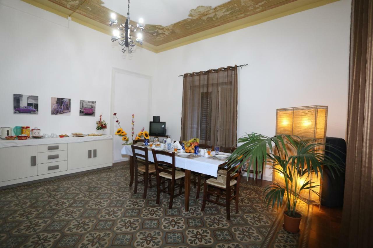Bed and Breakfast Rest And Go Palermo Exteriér fotografie
